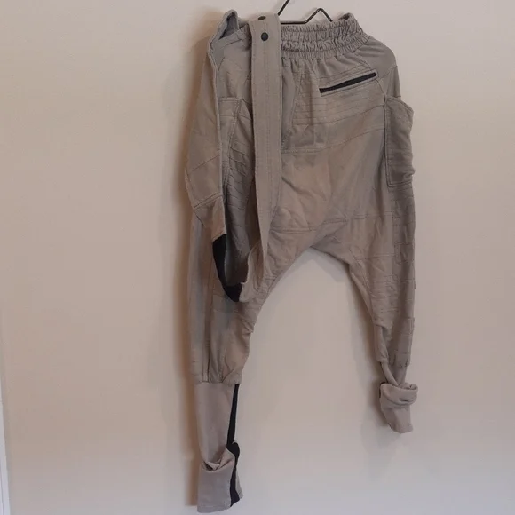 DEMOBAZA Gray/Beige Cargo Pants with Tapered Legs - Picture 8 of 15